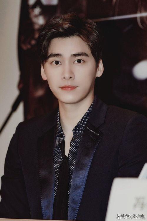 李易峰娱乐吃瓜事件,揭秘明星隐私与公众舆论的碰撞  第2张